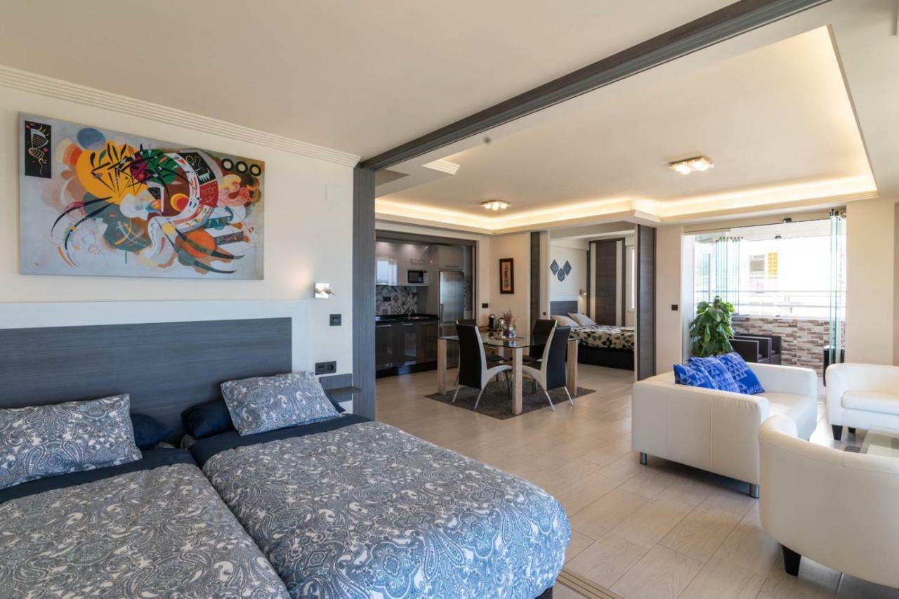 Royal Executive Suite Malaga Exterior photo